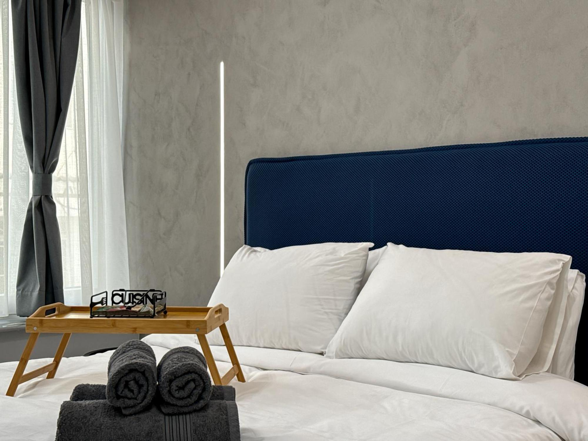 Bluekaravan Suite Tesalonika Bagian luar foto
